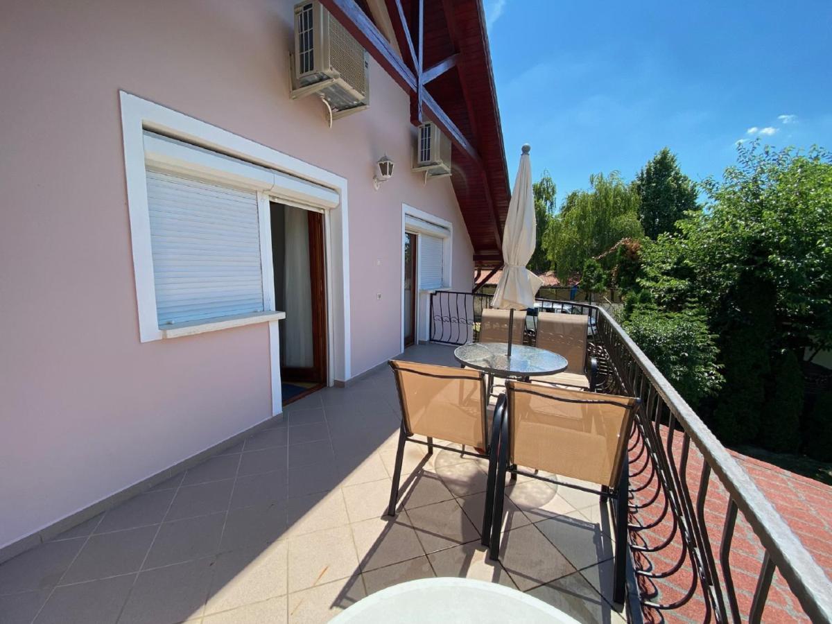 Do-Ti Apartmanhaz Balatonlelle Exteriér fotografie