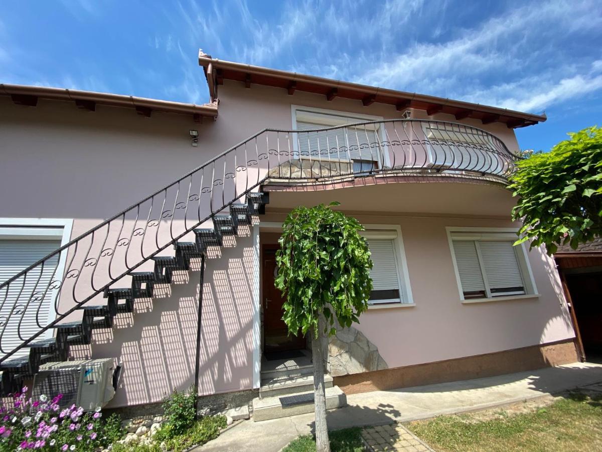 Do-Ti Apartmanhaz Balatonlelle Exteriér fotografie