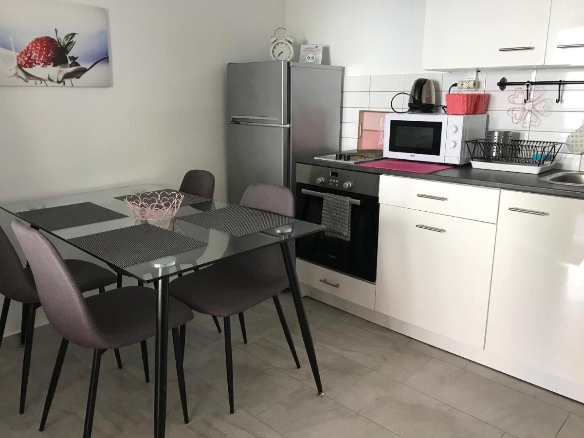 Do-Ti Apartmanhaz Balatonlelle Exteriér fotografie