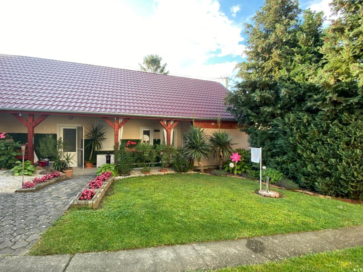 Do-Ti Apartmanhaz Balatonlelle Exteriér fotografie