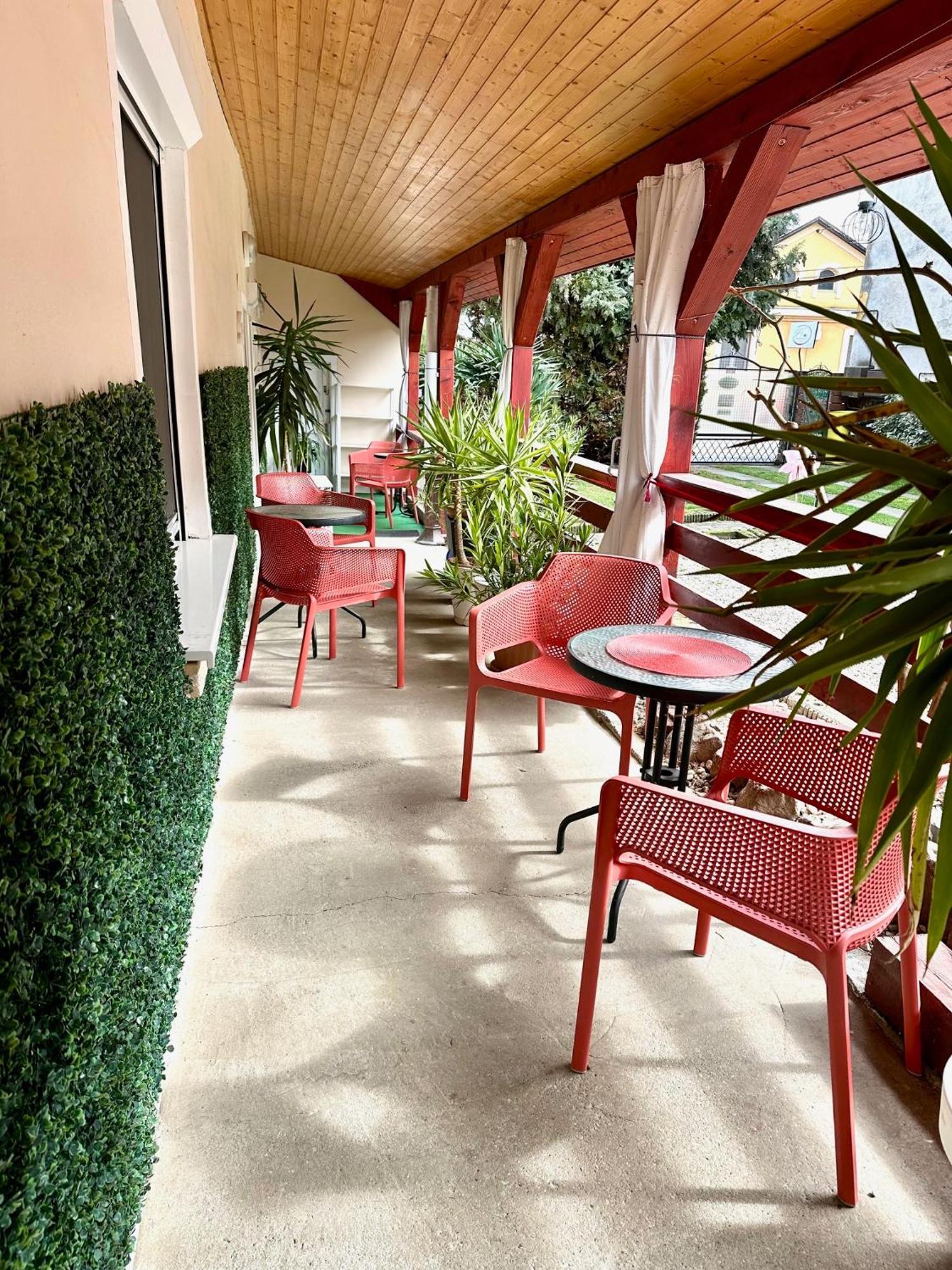 Do-Ti Apartmanhaz Balatonlelle Exteriér fotografie